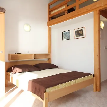 Apartment Studio Duce 7532d Dugi Rat